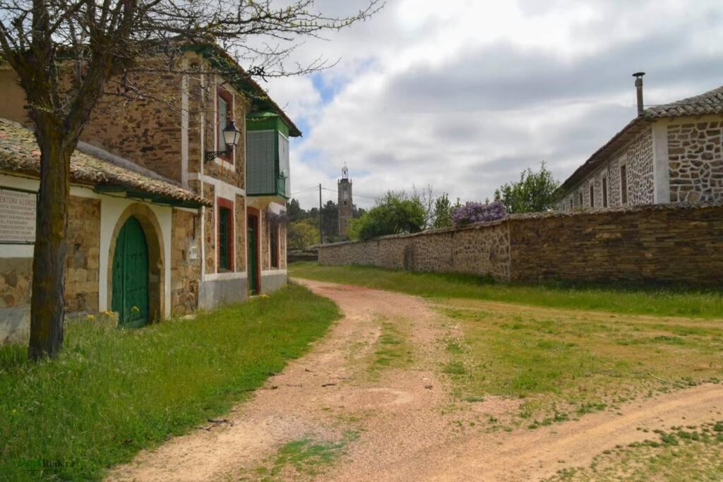 Villa Casa Camarga Santiago Millas Exterior foto